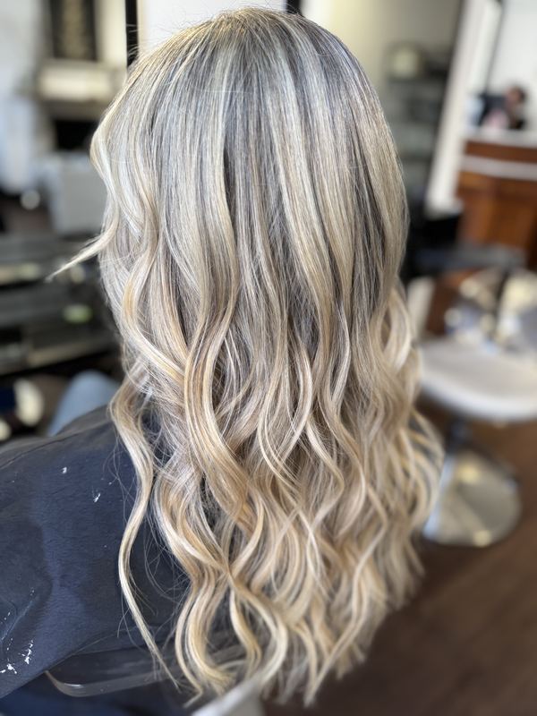 Icy blonde mermaid waves
