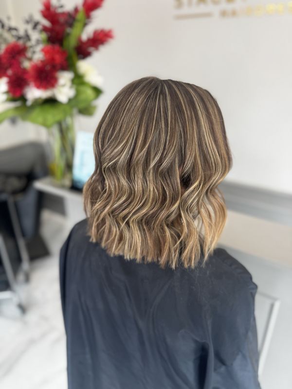 Brunette bob with blended highlights